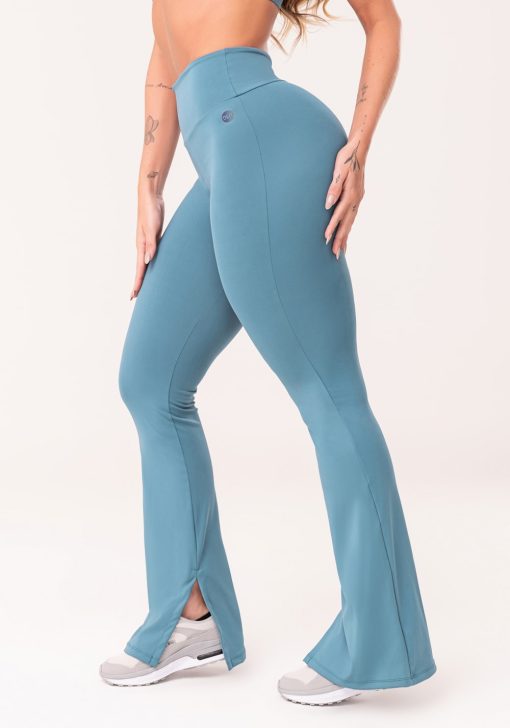 Calça flare feminina azul com fenda oasis - Image 4