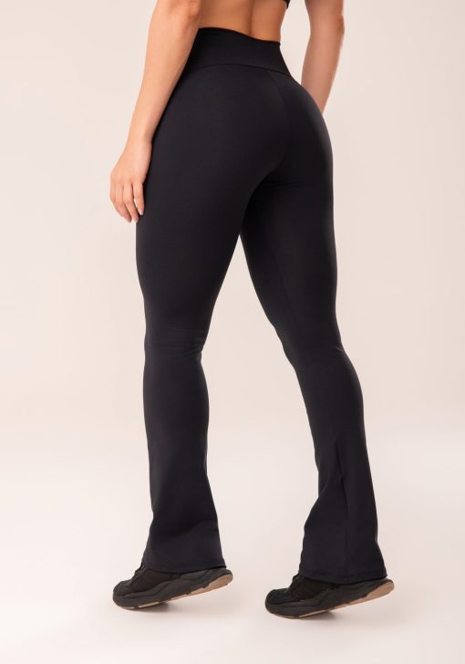 Calça flare preto cós transpassado harmony - Image 3